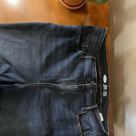 Old Navy Jeans - Picture 2 of 4